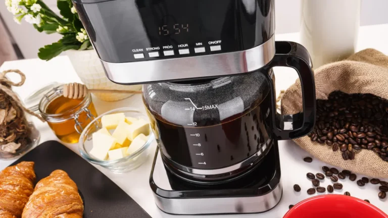 melhor cafeteira com moedor de café integrado